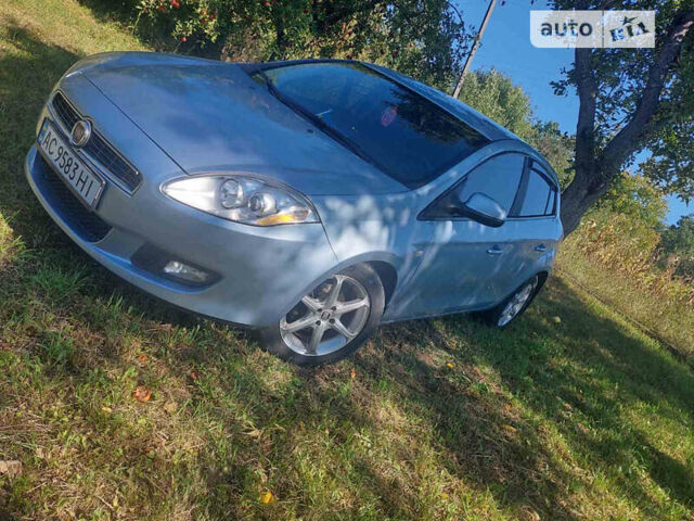 Синій Фіат Браво, об'ємом двигуна 1.37 л та пробігом 315 тис. км за 4500 $, фото 1 на Automoto.ua