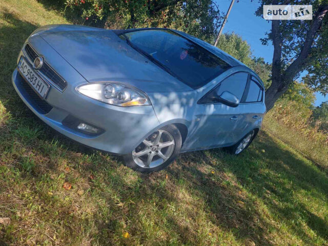 Синій Фіат Браво, об'ємом двигуна 1.37 л та пробігом 335 тис. км за 3950 $, фото 1 на Automoto.ua