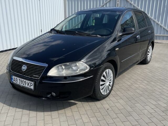 Чорний Фіат Croma, об'ємом двигуна 1.9 л та пробігом 350 тис. км за 3999 $, фото 1 на Automoto.ua