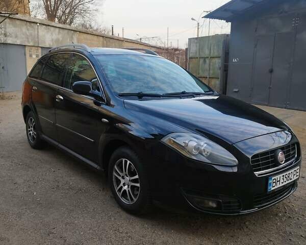 Черный Фиат Крома, объемом двигателя 1.91 л и пробегом 176 тыс. км за 5800 $, фото 1 на Automoto.ua