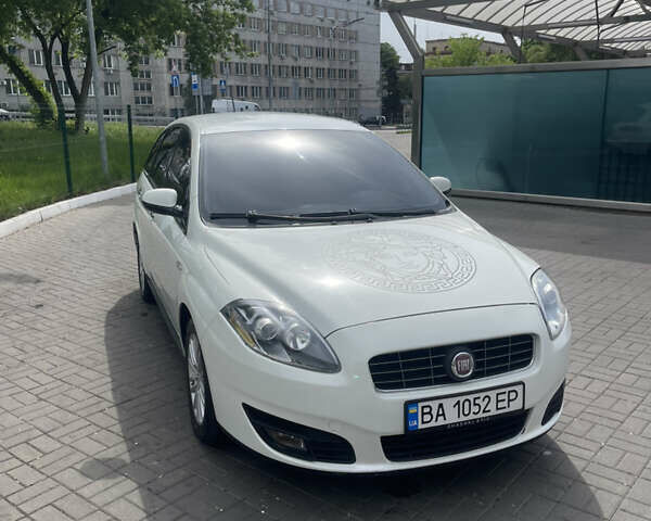 Фиат Крома, объемом двигателя 1.9 л и пробегом 215 тыс. км за 5000 $, фото 1 на Automoto.ua
