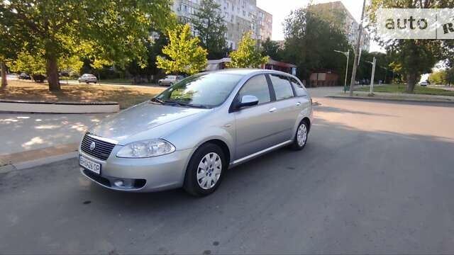 Сірий Фіат Croma, об'ємом двигуна 1.9 л та пробігом 260 тис. км за 5800 $, фото 1 на Automoto.ua