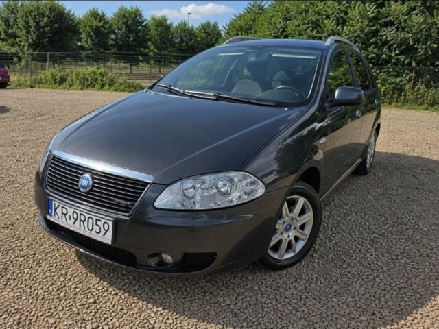 Сірий Фіат Croma, об'ємом двигуна 1.9 л та пробігом 248 тис. км за 1700 $, фото 1 на Automoto.ua