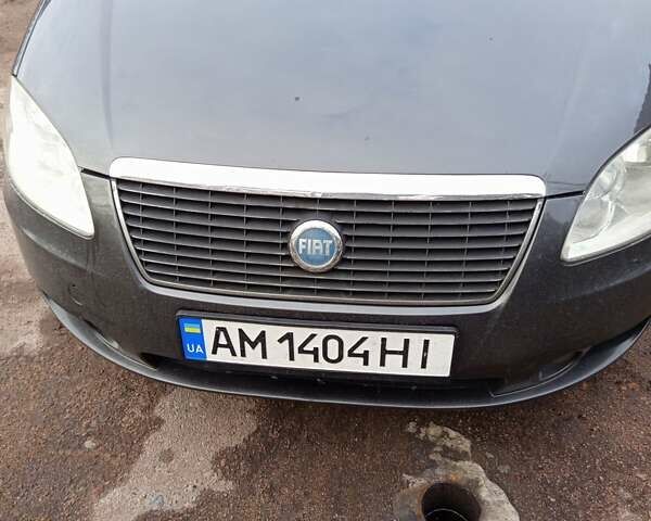 Серый Фиат Крома, объемом двигателя 1.8 л и пробегом 236 тыс. км за 4000 $, фото 1 на Automoto.ua