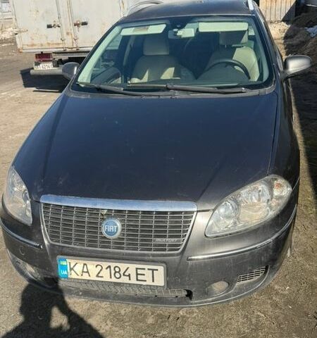 Серый Фиат Крома, объемом двигателя 1.9 л и пробегом 354 тыс. км за 4700 $, фото 1 на Automoto.ua