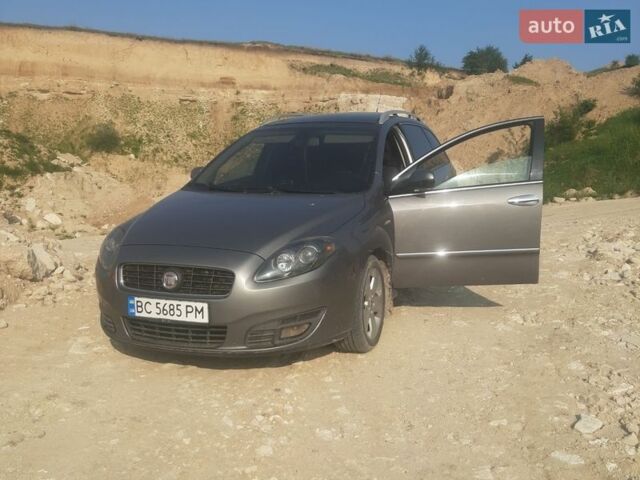 Сірий Фіат Croma, об'ємом двигуна 1.91 л та пробігом 480 тис. км за 5300 $, фото 1 на Automoto.ua