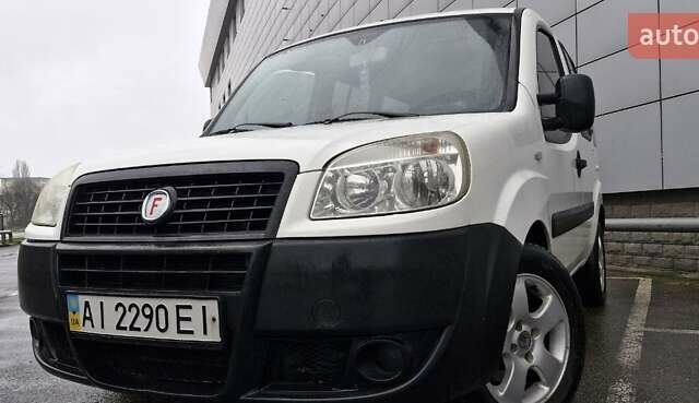 Білий Фіат Добло Панорама, об'ємом двигуна 1.4 л та пробігом 243 тис. км за 5100 $, фото 1 на Automoto.ua