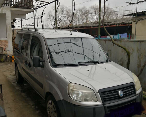 Серый Фиат Добло Панорама, объемом двигателя 1.37 л и пробегом 247 тыс. км за 4500 $, фото 1 на Automoto.ua