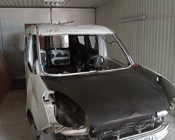 Белый Фиат Добло пасс., объемом двигателя 1.6 л и пробегом 220 тыс. км за 4200 $, фото 1 на Automoto.ua