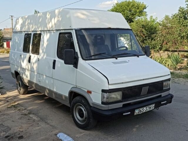 Білий Фіат Дукато, об'ємом двигуна 1.9 л та пробігом 400 тис. км за 1857 $, фото 1 на Automoto.ua