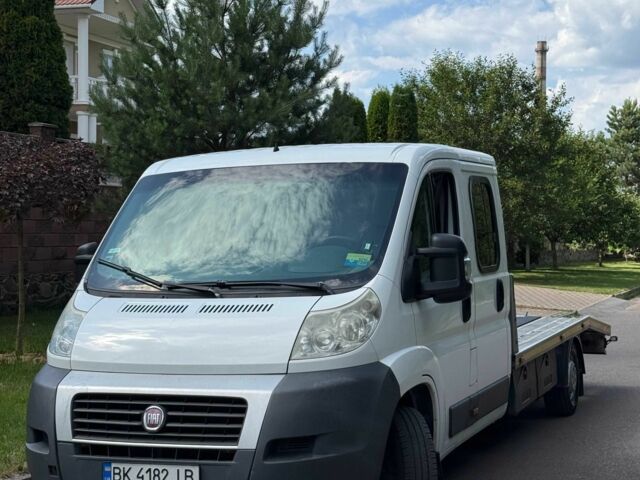 Белый Фиат Дукато, объемом двигателя 2.3 л и пробегом 380 тыс. км за 16700 $, фото 1 на Automoto.ua