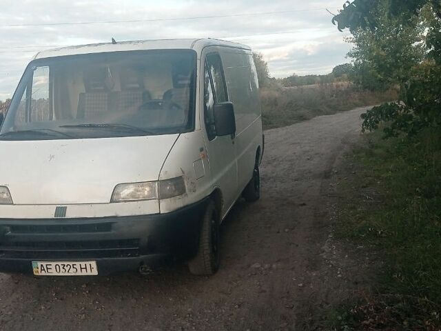 Белый Фиат Дукато, объемом двигателя 2.5 л и пробегом 370 тыс. км за 2500 $, фото 1 на Automoto.ua