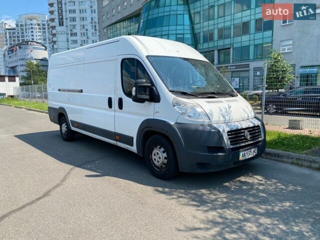Белый Фиат Дукато, объемом двигателя 2.3 л и пробегом 208 тыс. км за 12000 $, фото 1 на Automoto.ua