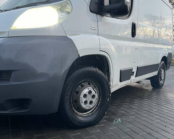 Білий Фіат Дукато, об'ємом двигуна 2 л та пробігом 380 тис. км за 8750 $, фото 1 на Automoto.ua