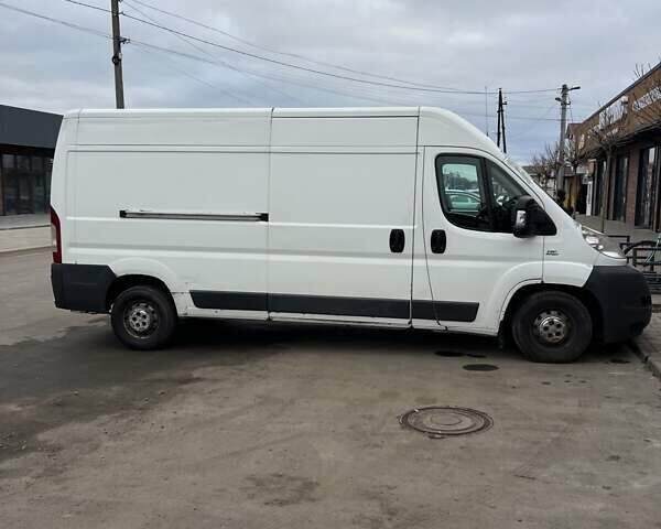 Білий Фіат Дукато, об'ємом двигуна 2.3 л та пробігом 470 тис. км за 7900 $, фото 1 на Automoto.ua