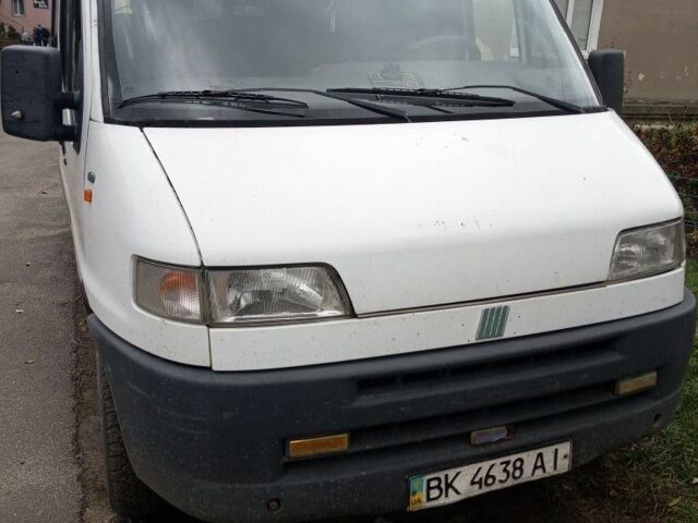 Белый Фиат Дукато, объемом двигателя 1.9 л и пробегом 384 тыс. км за 1500 $, фото 1 на Automoto.ua