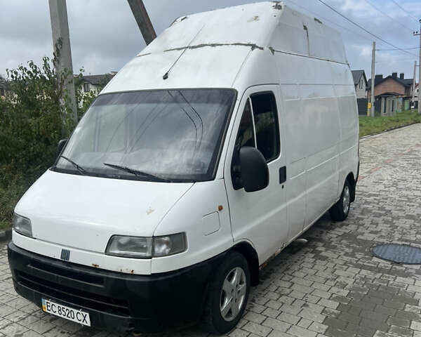 Белый Фиат Дукато, объемом двигателя 2.8 л и пробегом 559 тыс. км за 3300 $, фото 1 на Automoto.ua