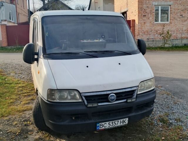 Белый Фиат Дукато, объемом двигателя 2.8 л и пробегом 342 тыс. км за 3500 $, фото 1 на Automoto.ua