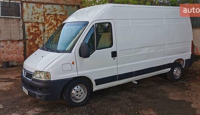 Белый Фиат Дукато, объемом двигателя 2.8 л и пробегом 550 тыс. км за 5500 $, фото 1 на Automoto.ua