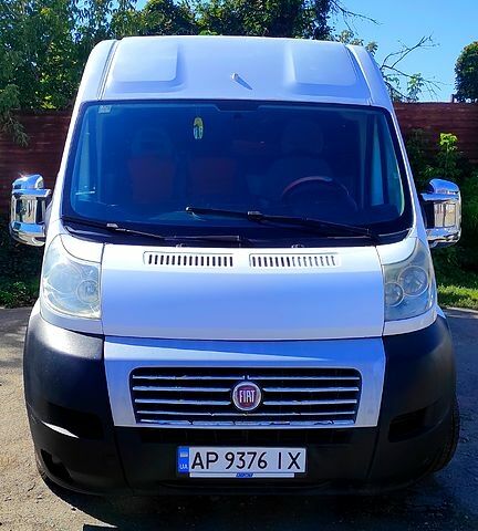 Белый Фиат Дукато, объемом двигателя 2.3 л и пробегом 325 тыс. км за 12500 $, фото 1 на Automoto.ua