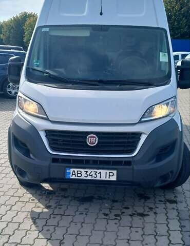 Белый Фиат Дукато, объемом двигателя 2.3 л и пробегом 505 тыс. км за 12500 $, фото 1 на Automoto.ua