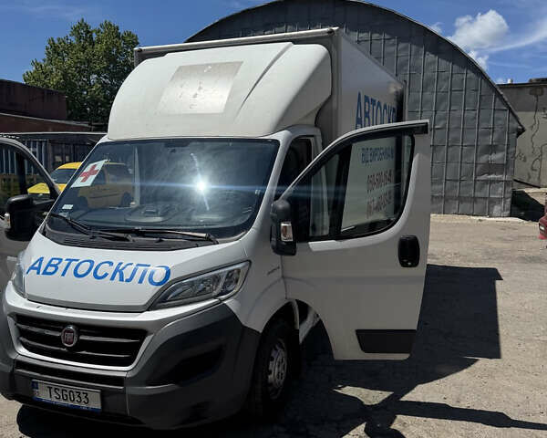 Белый Фиат Дукато, объемом двигателя 2.29 л и пробегом 345 тыс. км за 14500 $, фото 1 на Automoto.ua