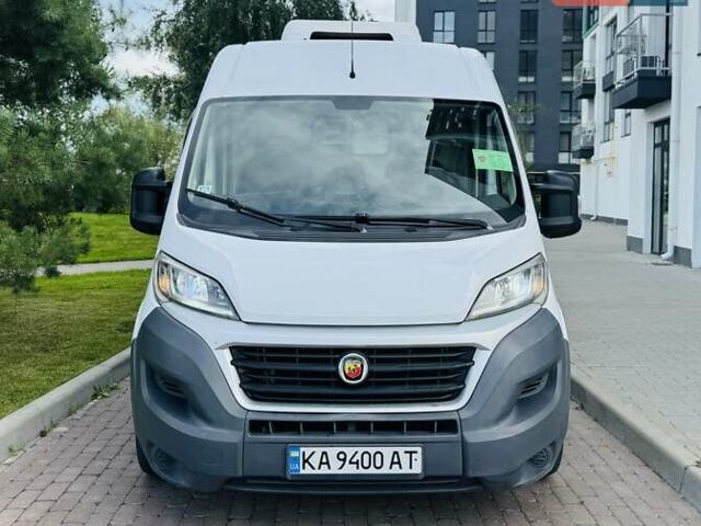 Белый Фиат Дукато, объемом двигателя 2.3 л и пробегом 210 тыс. км за 10700 $, фото 1 на Automoto.ua