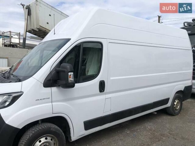 Белый Фиат Дукато, объемом двигателя 2.3 л и пробегом 154 тыс. км за 16900 $, фото 1 на Automoto.ua