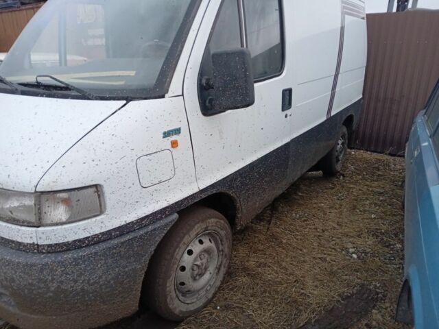 Білий Фіат Дукато, об'ємом двигуна 2.5 л та пробігом 450 тис. км за 1800 $, фото 1 на Automoto.ua