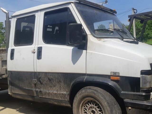 Білий Фіат Дукато, об'ємом двигуна 2.5 л та пробігом 120 тис. км за 4000 $, фото 1 на Automoto.ua