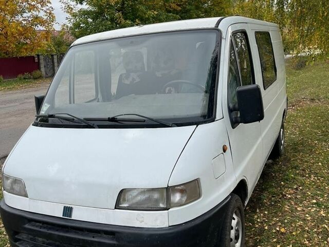 Белый Фиат Дукато, объемом двигателя 2.5 л и пробегом 393 тыс. км за 1800 $, фото 1 на Automoto.ua