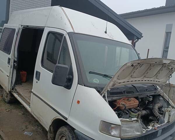 Білий Фіат Дукато, об'ємом двигуна 1.9 л та пробігом 350 тис. км за 2200 $, фото 1 на Automoto.ua