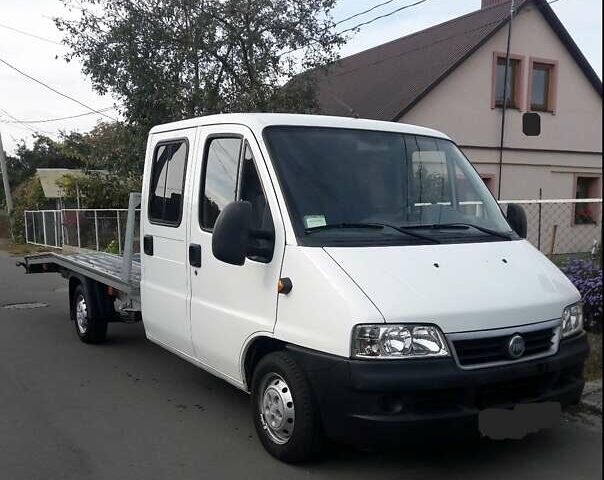 Белый Фиат Дукато, объемом двигателя 2.3 л и пробегом 330 тыс. км за 9000 $, фото 1 на Automoto.ua