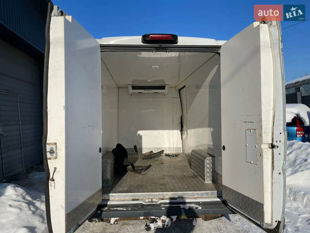 Белый Фиат Дукато, объемом двигателя 2.3 л и пробегом 73 тыс. км за 18900 $, фото 1 на Automoto.ua