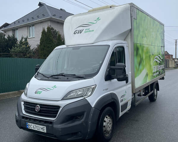 Белый Фиат Дукато, объемом двигателя 2.29 л и пробегом 300 тыс. км за 14500 $, фото 1 на Automoto.ua