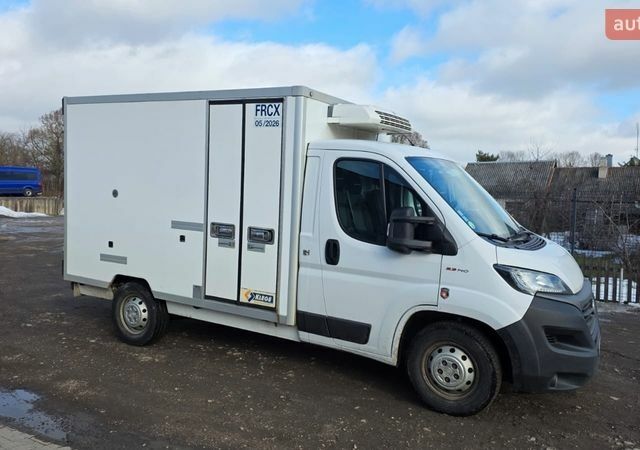 Білий Фіат Дукато, об'ємом двигуна 6 л та пробігом 222 тис. км за 18500 $, фото 1 на Automoto.ua