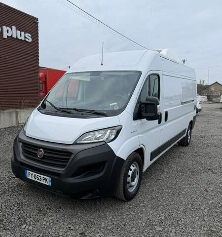 Белый Фиат Дукато, объемом двигателя 2.3 л и пробегом 364 тыс. км за 19900 $, фото 1 на Automoto.ua