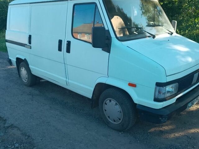 Белый Фиат Дукато, объемом двигателя 1.9 л и пробегом 200 тыс. км за 2400 $, фото 1 на Automoto.ua