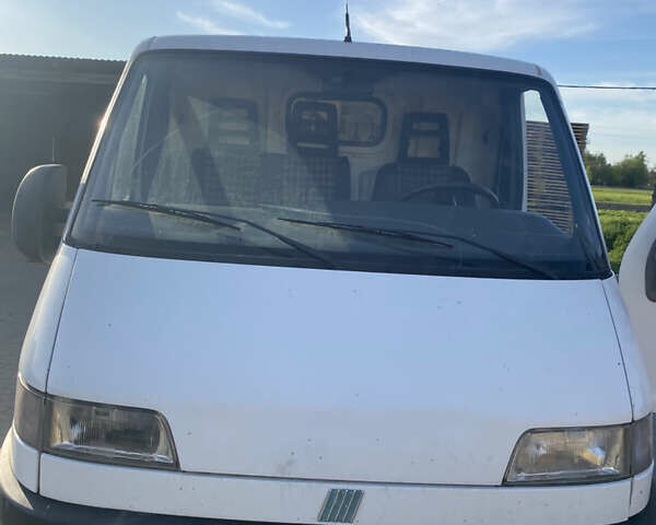 Белый Фиат Дукато, объемом двигателя 1.9 л и пробегом 350 тыс. км за 1999 $, фото 1 на Automoto.ua