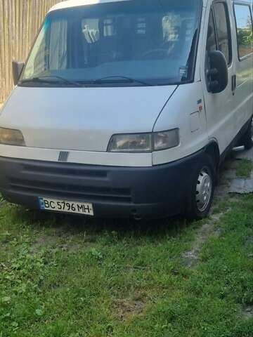 Білий Фіат Дукато, об'ємом двигуна 2.8 л та пробігом 350 тис. км за 2700 $, фото 1 на Automoto.ua