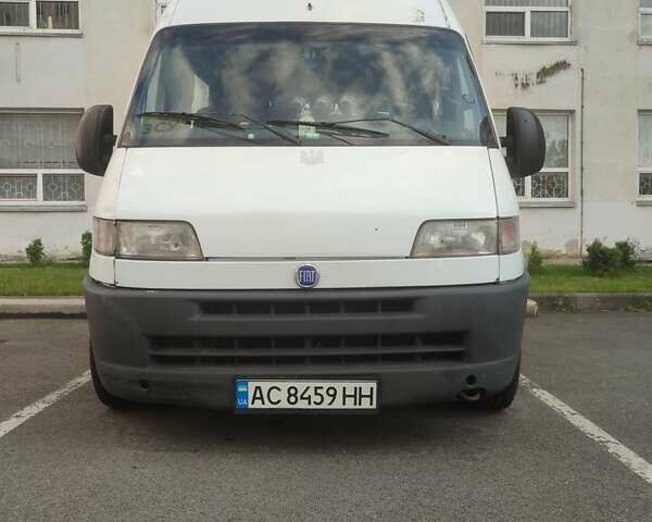Белый Фиат Дукато, объемом двигателя 2.8 л и пробегом 390 тыс. км за 3960 $, фото 1 на Automoto.ua