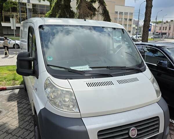 Белый Фиат Дукато, объемом двигателя 2 л и пробегом 408 тыс. км за 6700 $, фото 1 на Automoto.ua