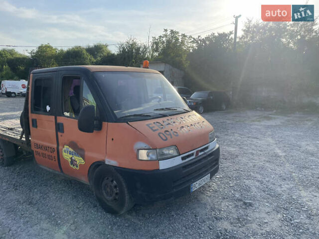 Красный Фиат Дукато, объемом двигателя 2.5 л и пробегом 350 тыс. км за 4500 $, фото 1 на Automoto.ua