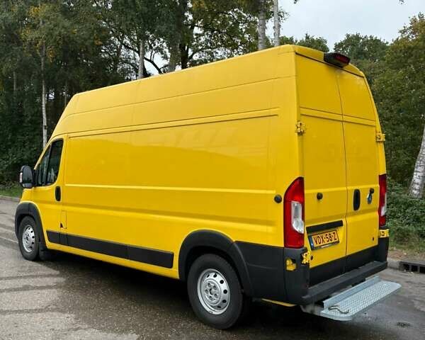 Желтый Фиат Дукато, объемом двигателя 0 л и пробегом 980 тыс. км за 15800 $, фото 1 на Automoto.ua