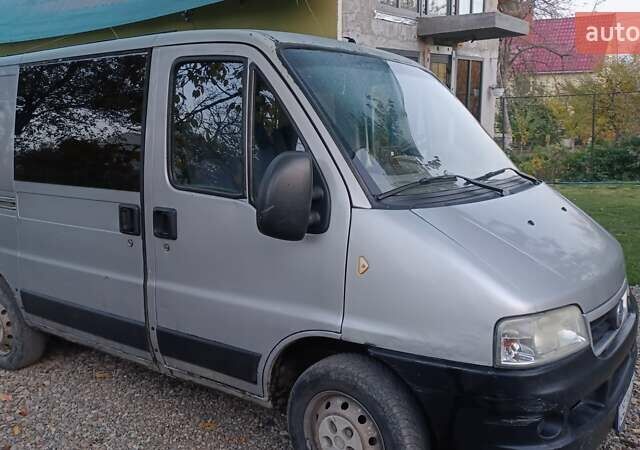 Фіат Дукато 2006 у Чернівцях на Automoto.ua Сірий Фіат Дукато, об'ємом двигуна 2 л та пробігом 308 тис. км за 3500 $, фото 1 на Automoto.ua