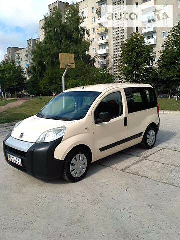 Бежевый Фиат Fiorino Combi, объемом двигателя 1.3 л и пробегом 167 тыс. км за 5999 $, фото 1 на Automoto.ua