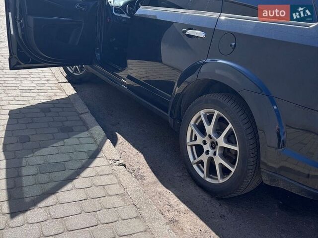 Черный Фиат Фримонт, объемом двигателя 1.96 л и пробегом 200 тыс. км за 13000 $, фото 1 на Automoto.ua