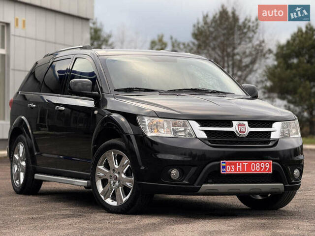 Черный Фиат Фримонт, объемом двигателя 2 л и пробегом 136 тыс. км за 15500 $, фото 1 на Automoto.ua