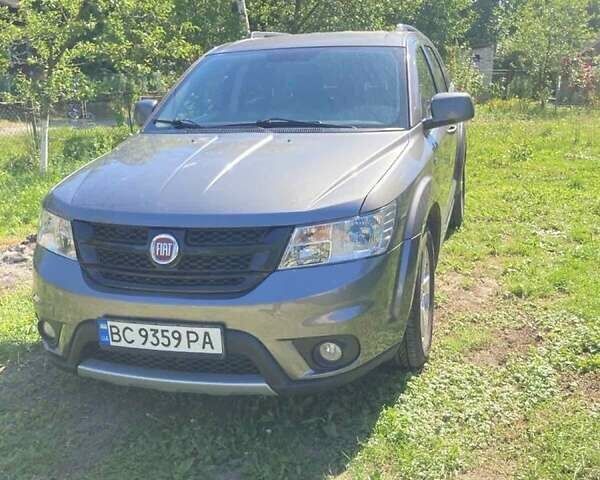 Сірий Фіат Фрімонт, об'ємом двигуна 2 л та пробігом 268 тис. км за 10500 $, фото 1 на Automoto.ua