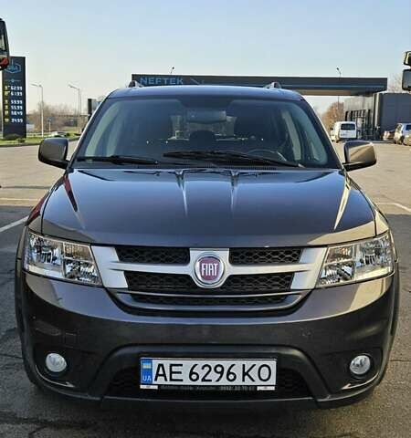 Сірий Фіат Фрімонт, об'ємом двигуна 1.96 л та пробігом 170 тис. км за 13000 $, фото 1 на Automoto.ua